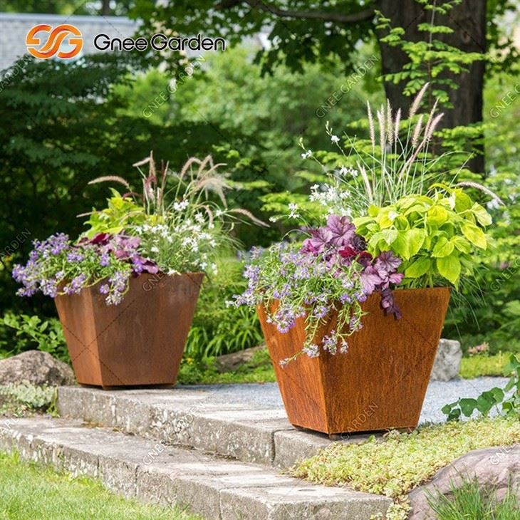 Garden Decoration Corten Steel Flower Pot With A Base Garden Decoration Corten Steel Flower Pot With A Base